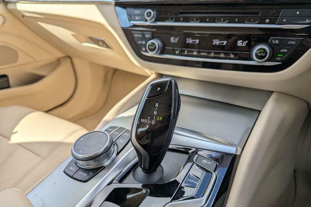 BMW 5 Series 520D M Sport Black #28