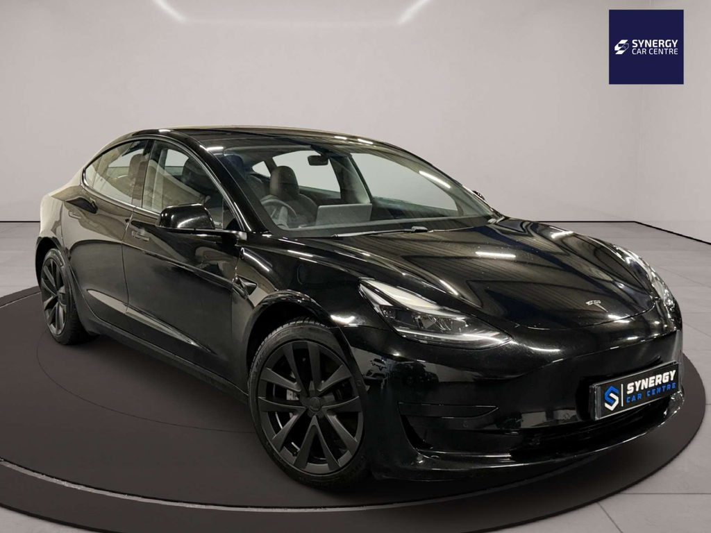 Tesla Model 3 Rwd