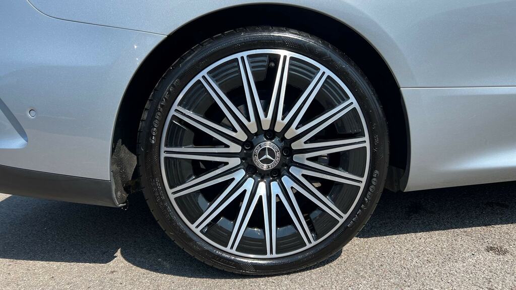 Mercedes-Benz CLE Class Cle 300 4Matic Amg Line Premium 9G-tronic Silver #5