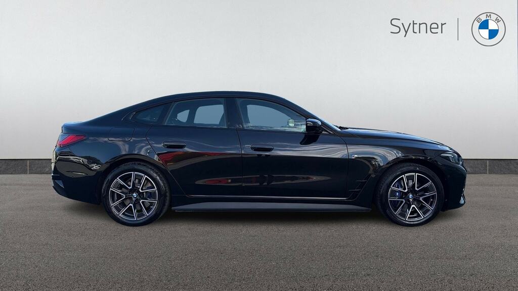BMW i4 210Kw Edrive35 M Sport 70Kwh VX26JWZ Black #3