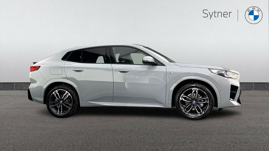 BMW iX2 150Kw Edrive20 M Sport 65Kwh KS26EAY Grey #3