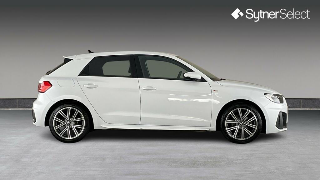 Audi A1 30 Tfsi 110 S Line S Tronic YC22RYN White #3