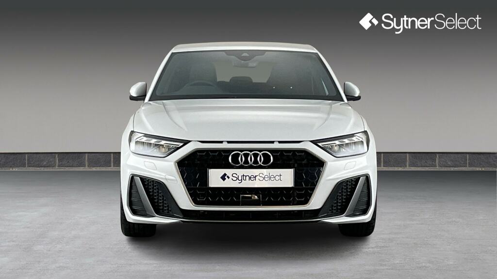 Audi A1 30 Tfsi 110 S Line S Tronic YC22RYN White #4