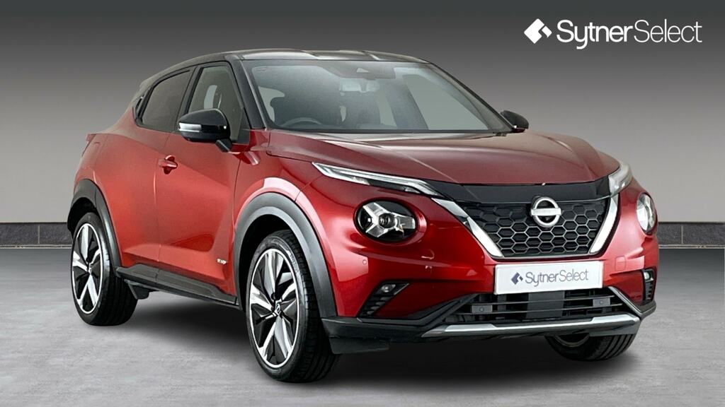 Nissan Juke 1.6 Hybrid Tekna Red