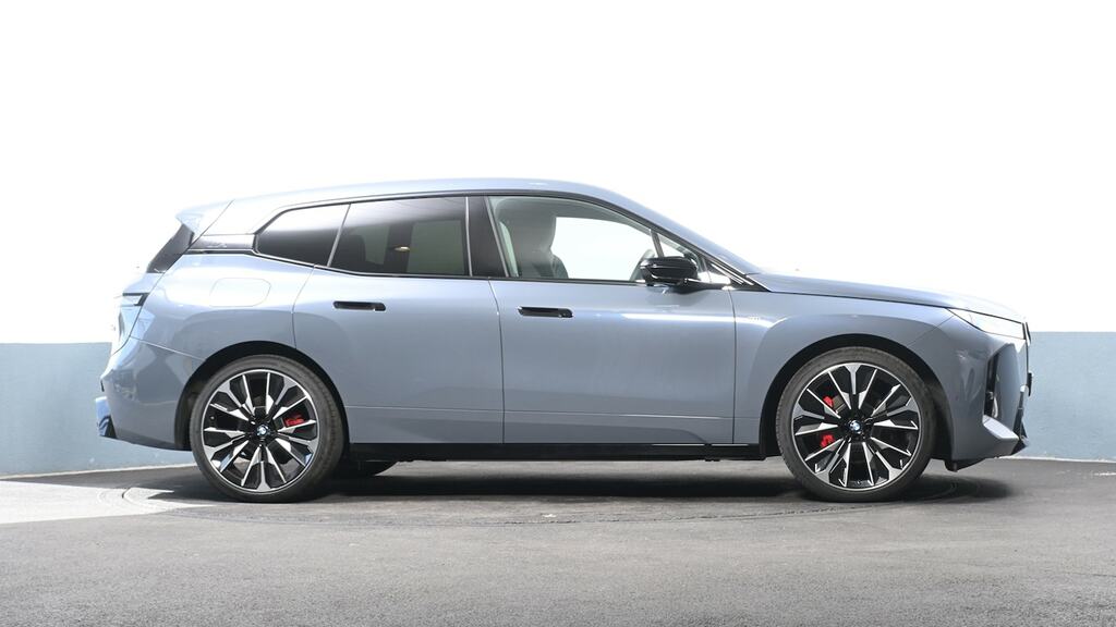 BMW iX 485Kw M70 Xdrive 112Kwh YA25HCE Blue #3