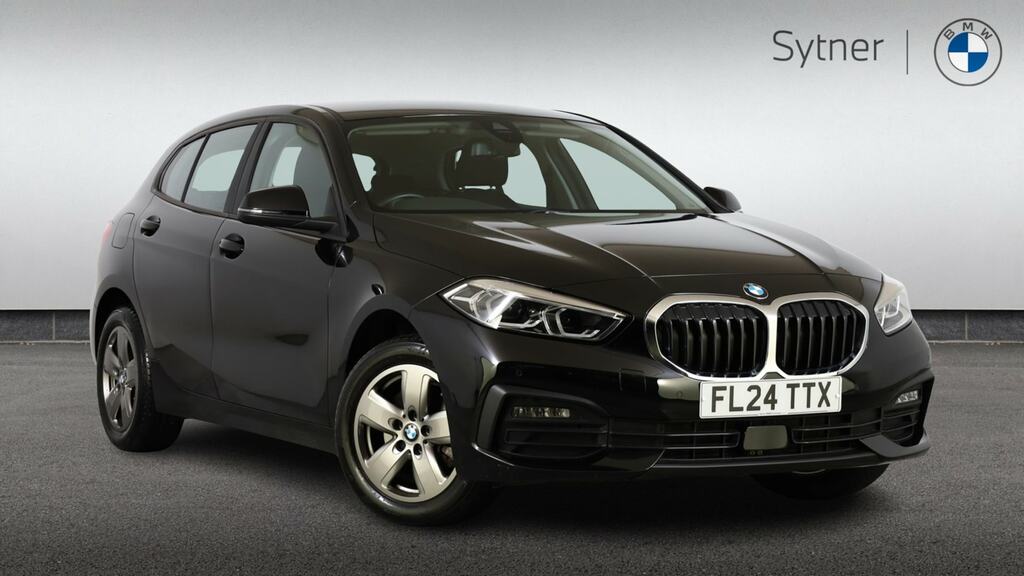 BMW 1 Series 118I 136 Se Live Cockpit Professional Black