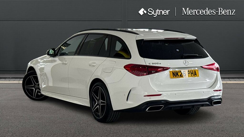 Mercedes-Benz C Class C300e Urban Edition 9G-tronic White #2