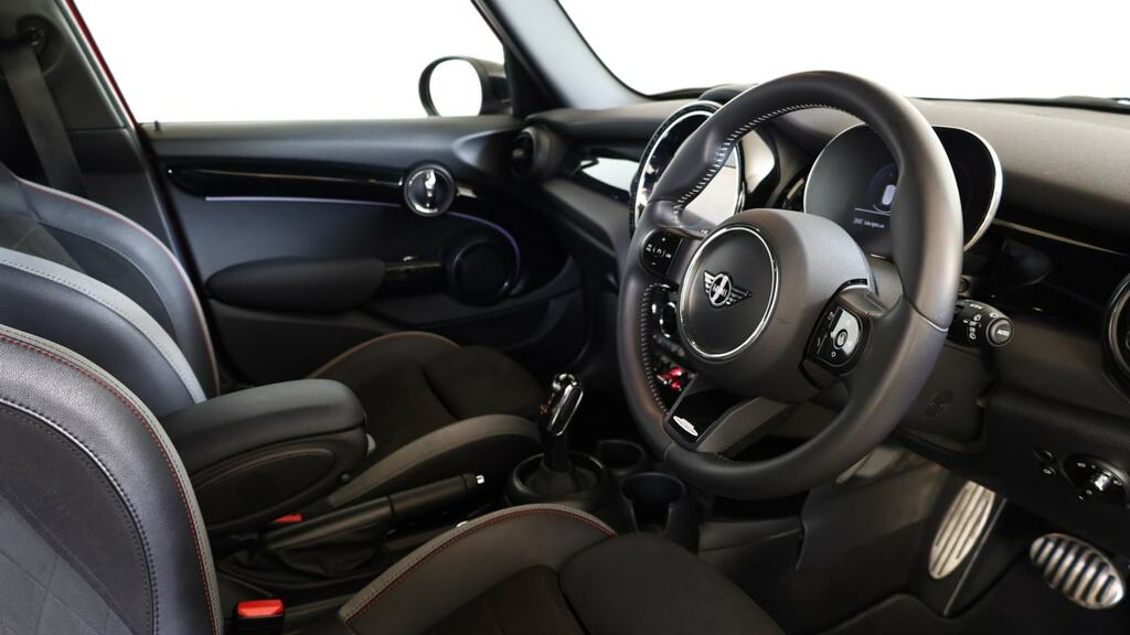 Mini Hatch 1.5 Cooper Sport Premium FP23XOS Red #6
