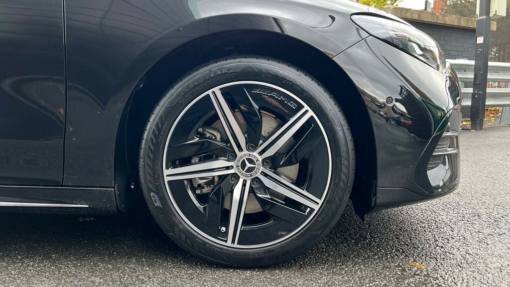 Mercedes-Benz CLA Class Cla 250 200Kw Eq Tech Amg Line Ed 85Kwh KR75EHO Black #5