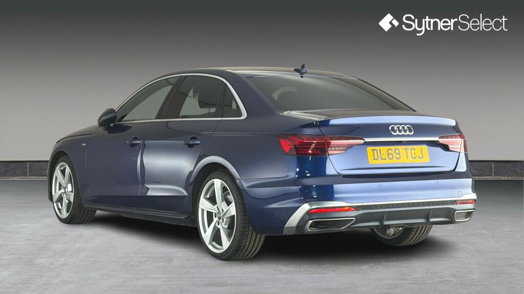 Audi A4 35 Tdi S Line S Tronic DL69TCJ Blue #2