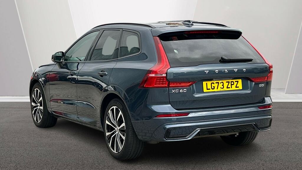 Volvo XC60 2.0 B5p Ultimate Dark Awd Geartronic Blue #2