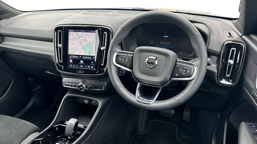 Volvo XC40 2.0 B4p Plus Dark Awd VK72GGA Silver #5