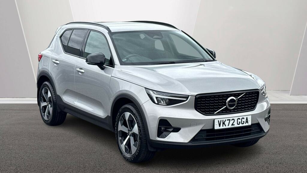 Volvo XC40 2.0 B4p Plus Dark Awd VK72GGA Silver