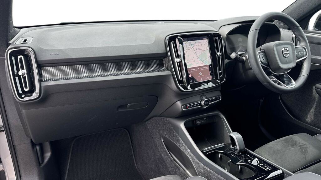 Volvo XC40 2.0 B4p Plus Dark Awd VK72GGA Silver #4