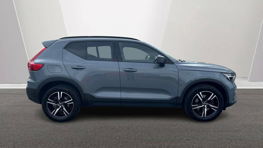Volvo XC40 2.0 B3p Plus Dark Grey #3