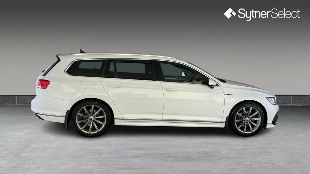 Volkswagen Passat 2.0 Tdi Evo Scr R-line Dsg White #3