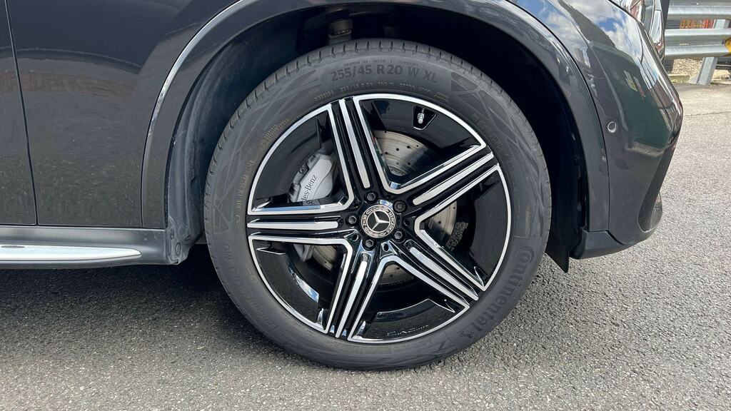 Mercedes-Benz GLC Class Glc 300 4Matic Amg Line Premium 9G-tronic Grey #5