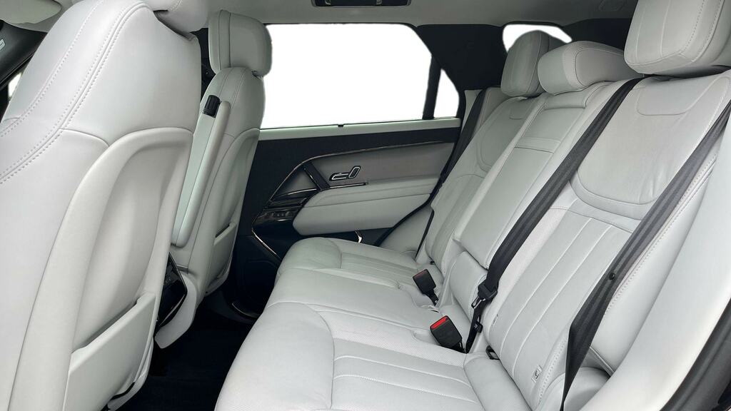 Land Rover Range Rover Sport 3.0 P440e Se DA23USB Black #4