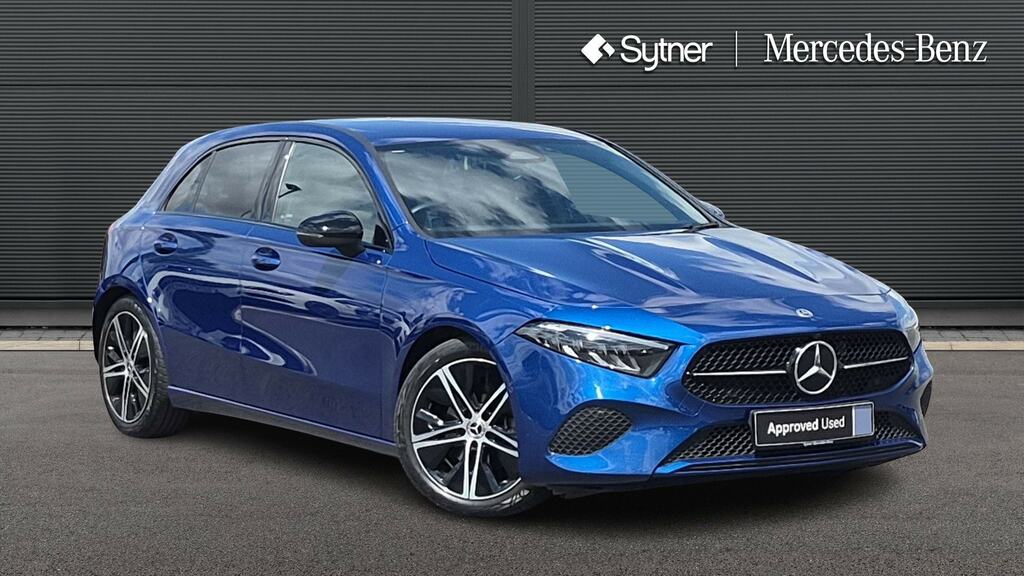 Mercedes-Benz A Class A180 Sport Edition KN25ZKC Blue