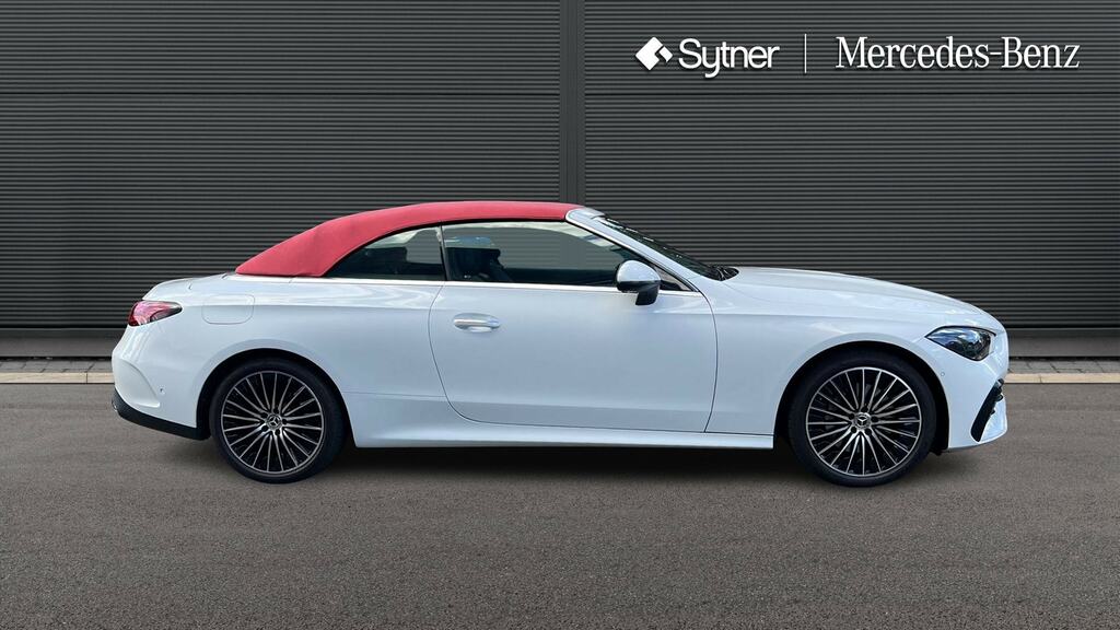 Mercedes-Benz 300 Cle 300 4Matic Amg Line Premium 9G-tronic White #4