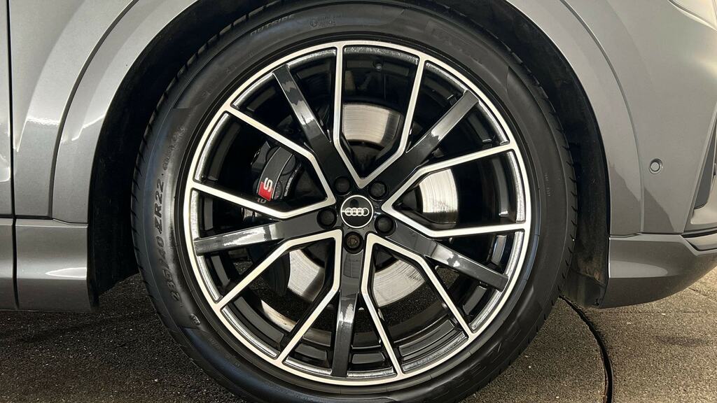 Audi Q8 Sq8 Tfsi Quattro Black Edn Tiptronic Cs Grey #5