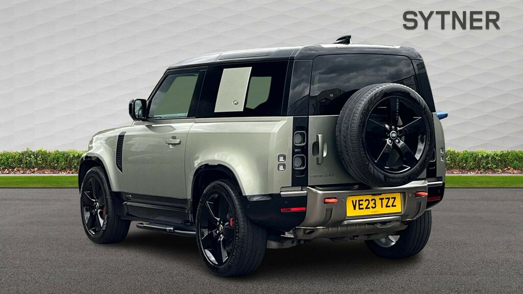 Land Rover Defender 90 3.0 P400 X 90 Green #2