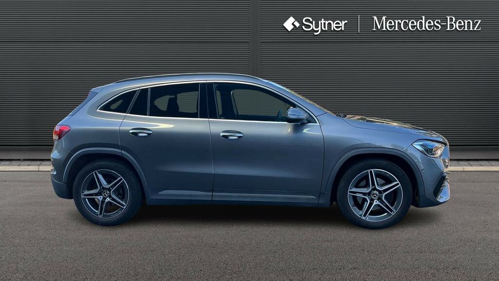 Mercedes-Benz GLA Class Gla 200 Amg Line Premium Plus Grey #4