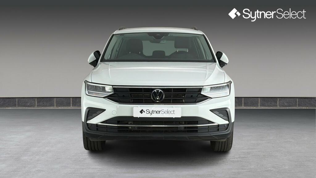 Volkswagen Tiguan 1.5 Tsi 150 Life Dsg VN23KYT White #4