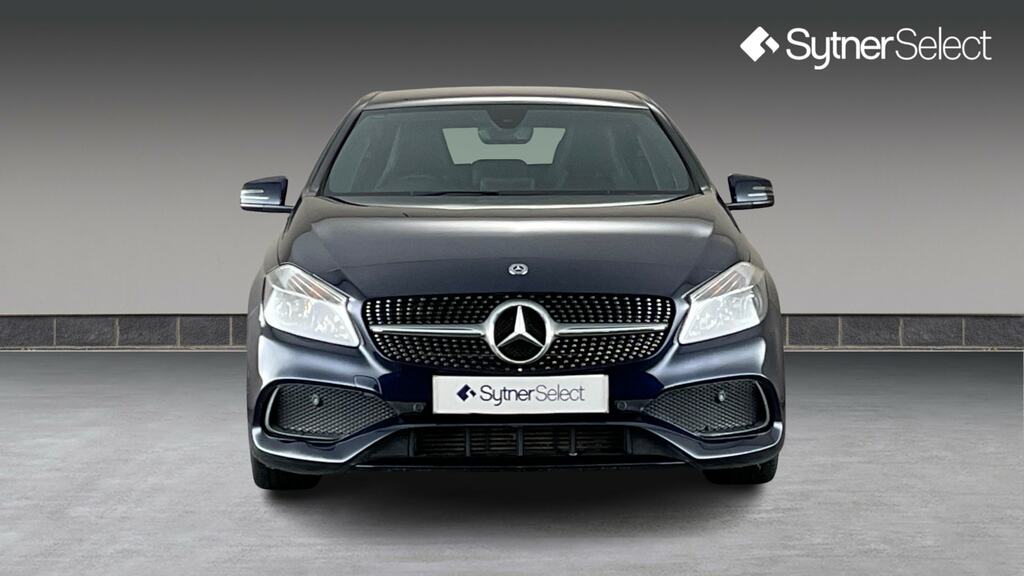 Mercedes-Benz A Class A200d Amg Line KW18EHV Blue #4