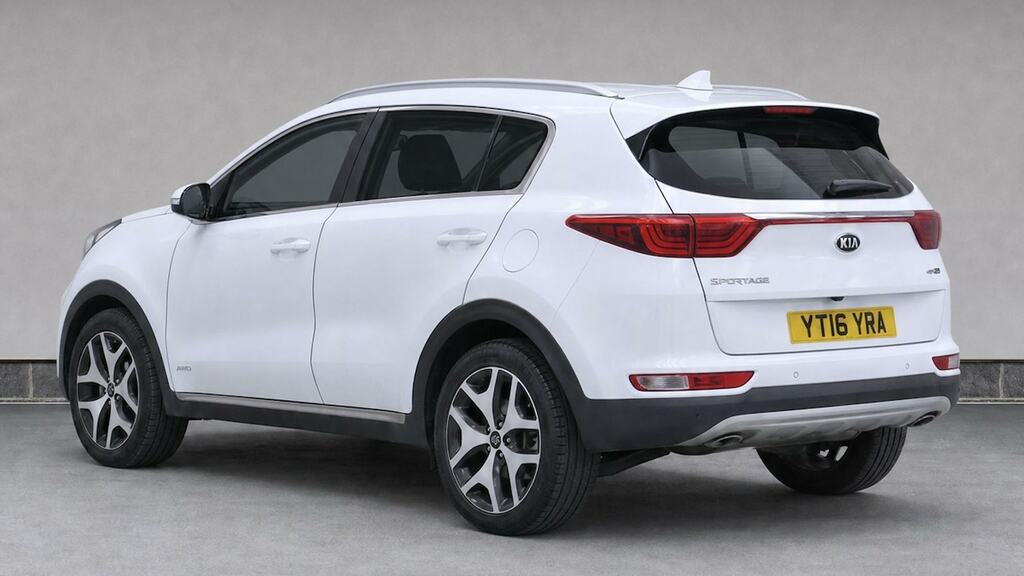 Kia Sportage 1.6T Gdi Gt-line Dct Awd White #3