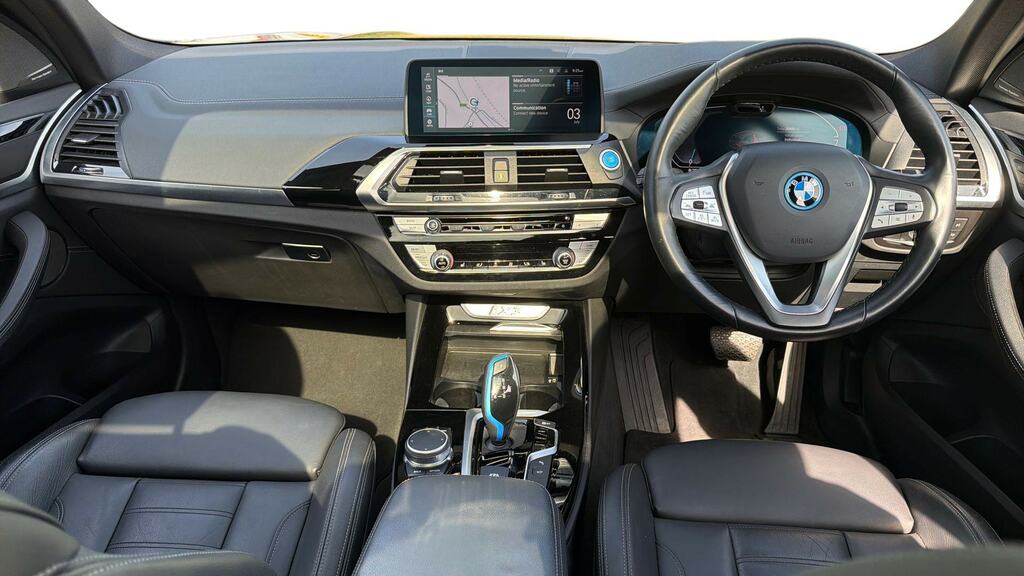 BMW iX3 210Kw Premier Edition Pro 80Kwh Black #4