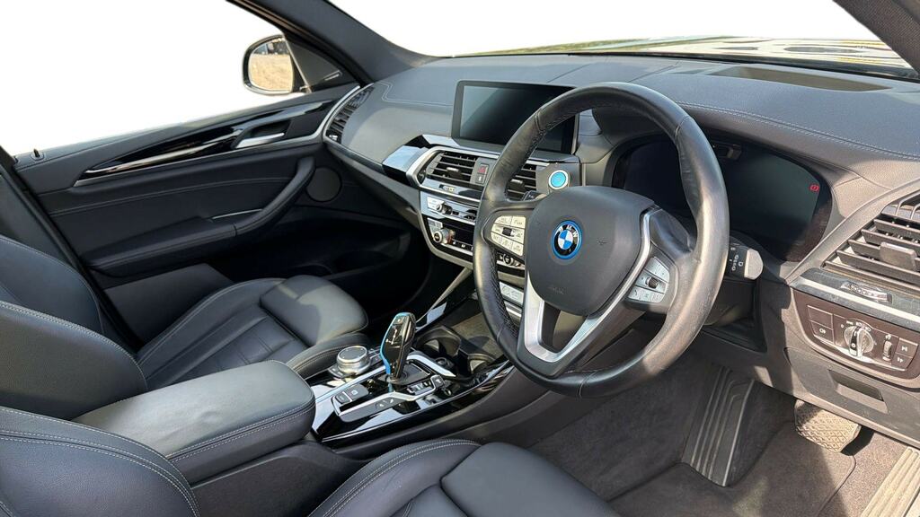 BMW iX3 210Kw Premier Edition Pro 80Kwh Black #6
