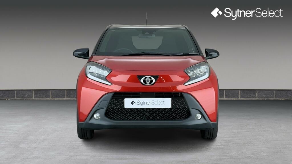 Toyota Aygo X 1.0 Vvt-i Edge BL23VLV Red #4