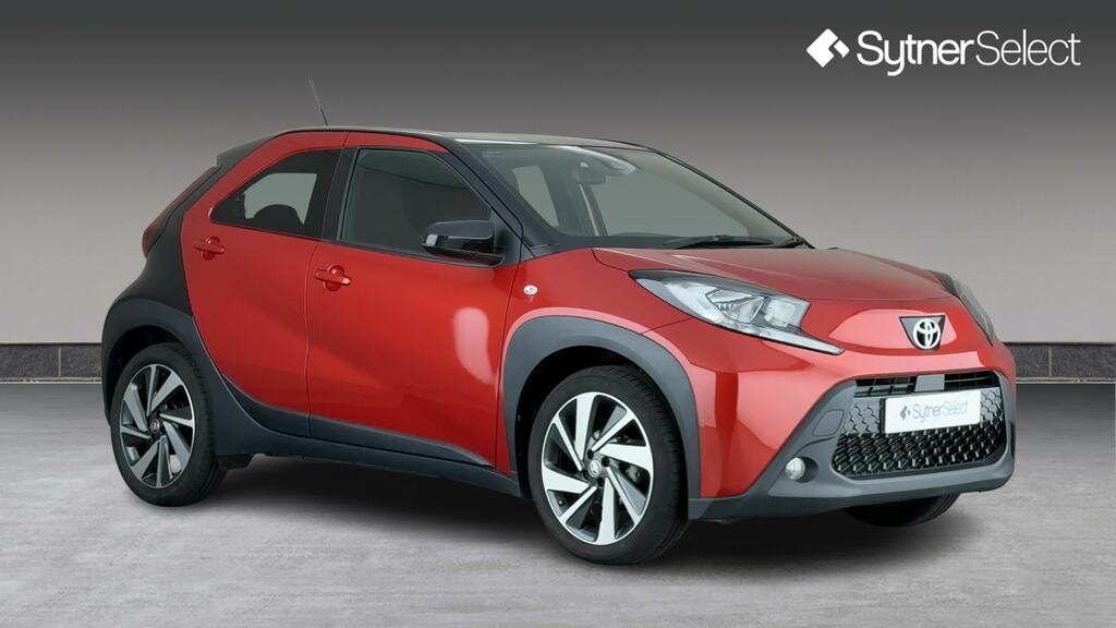Toyota Aygo X 1.0 Vvt-i Edge Red