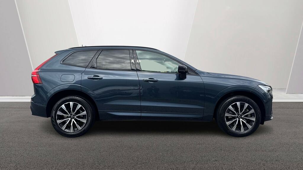 Volvo XC60 2.0 B5p Plus Dark Awd Geartronic RJ73PDY Blue #3
