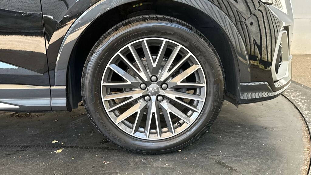 Audi Q3 35 Tfsi S Line Black #5