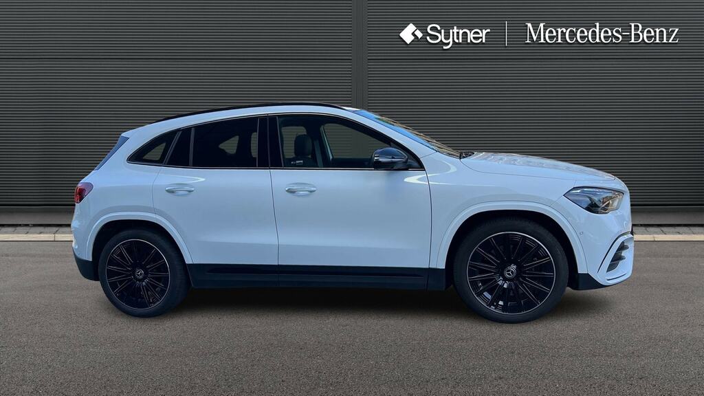 Mercedes-Benz GLA Class Gla 220D 4Matic Amg Line Premium Plus KR25ZYU White #4