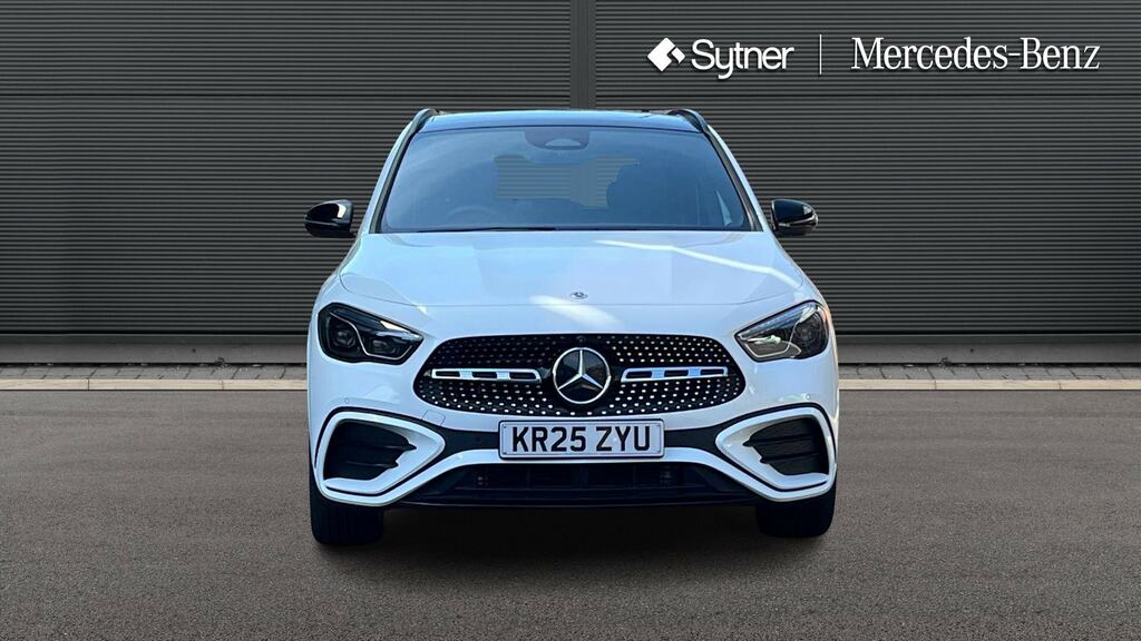 Mercedes-Benz GLA Class Gla 220D 4Matic Amg Line Premium Plus KR25ZYU White #6