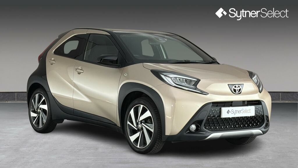 Toyota Aygo X 1.0 Vvt-i Exclusive Canvas MC73RPV Gold