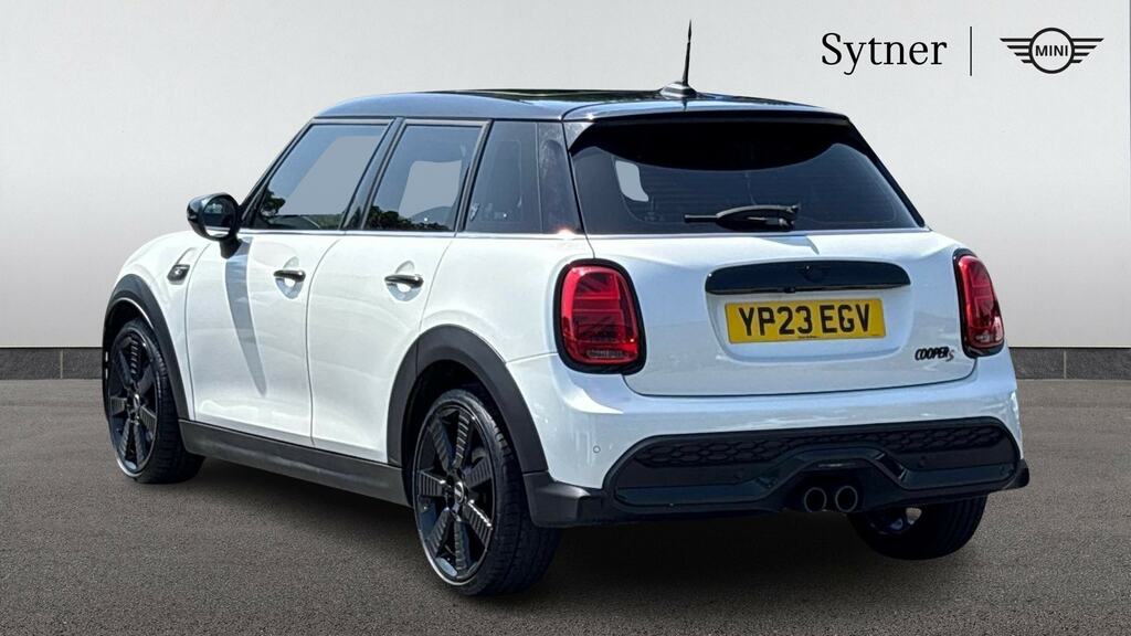 Mini Hatch 2.0 Cooper S Exclusive Premium Plus YP23EGV White #2