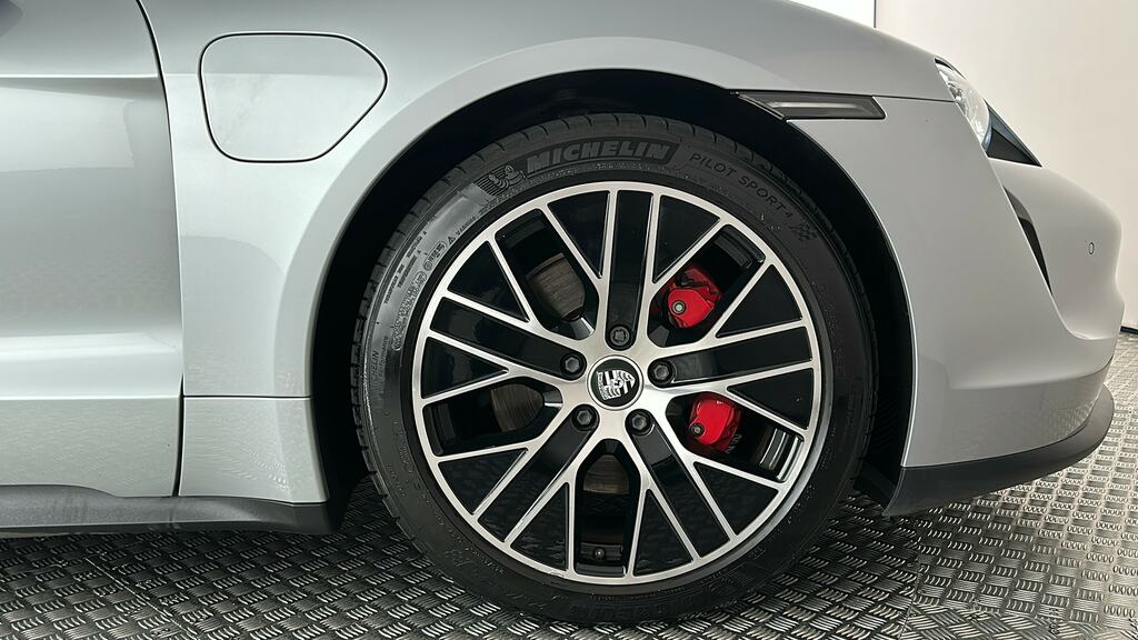 Porsche Taycan 420Kw 4S 93Kwh VE70FSP Silver #6