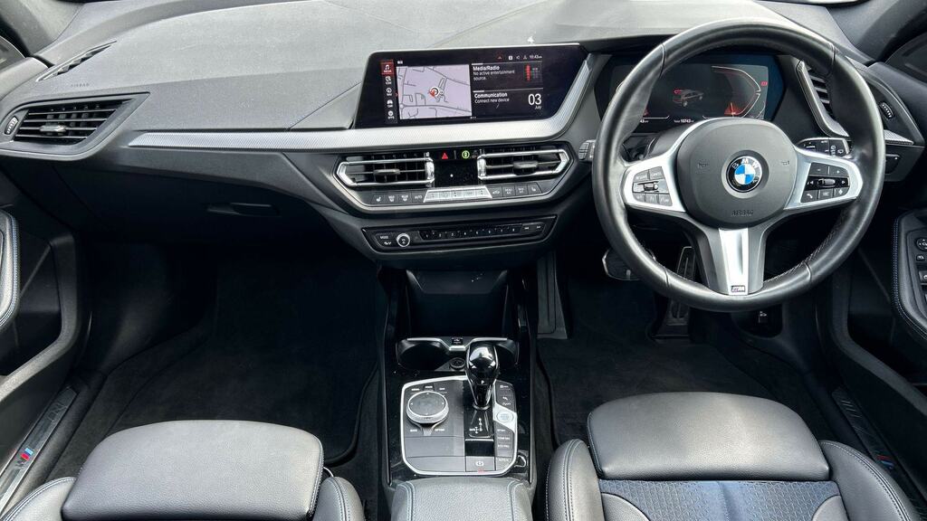 BMW 1 Series 118I 136 M Sport Step AJ73SXX White #4
