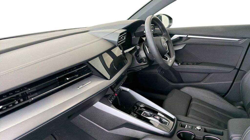 Audi A3 40 Tfsi E S Line S Tronic LM25XGL Black #2