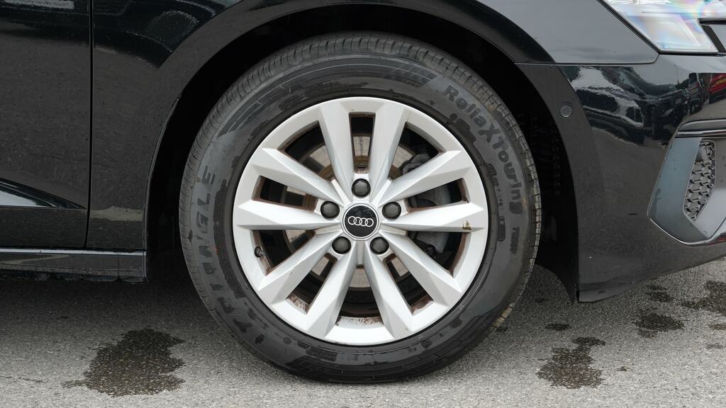 Audi A3 30 Tfsi Technik YH71ECW Black #5