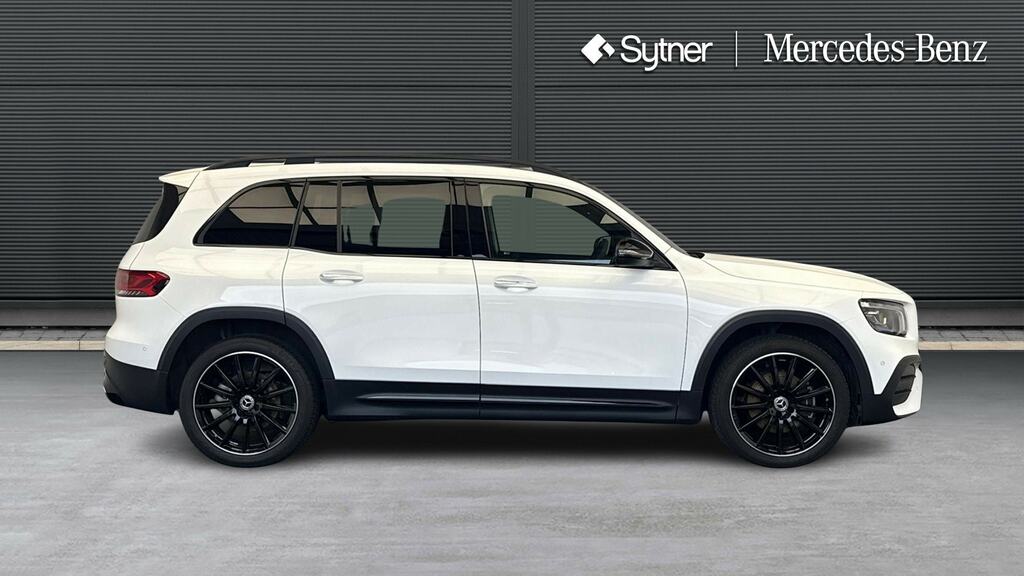 Mercedes-Benz GLB Class Glb 200 Amg Line Premium Night Ed 7G-tronic White #4