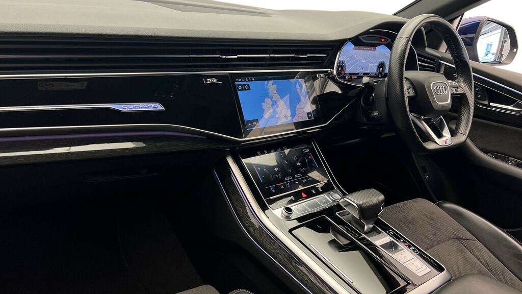 Audi Q8 50 Tdi Quattro S Line Tiptron Comfortsound NY68SEO Blue #2