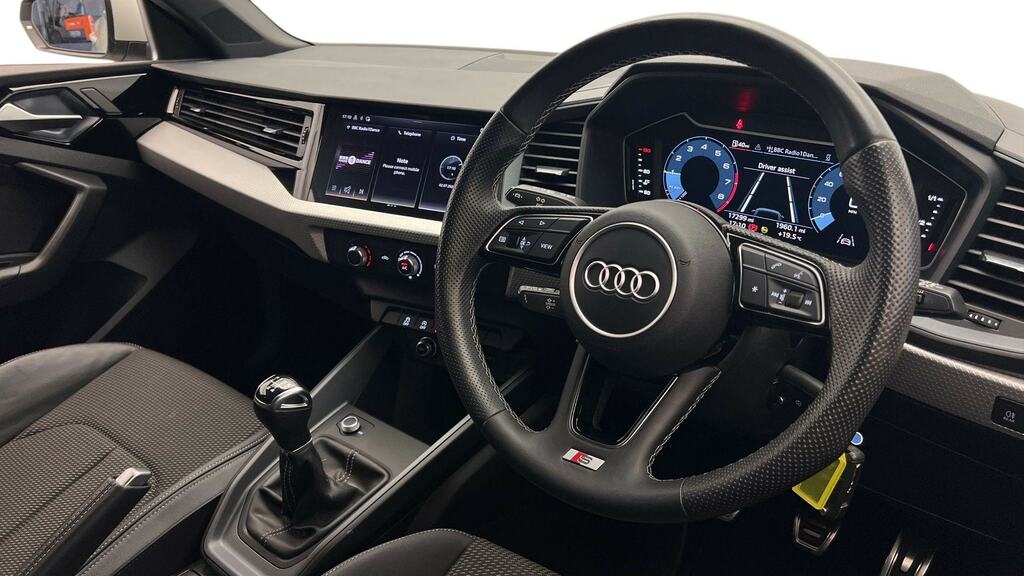 Audi A1 25 Tfsi S Line RK73LOH Silver #6