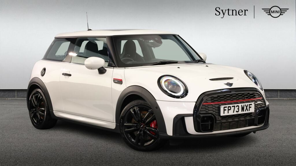 Mini Hatch 2.0 John Cooper Works Premium Plus White