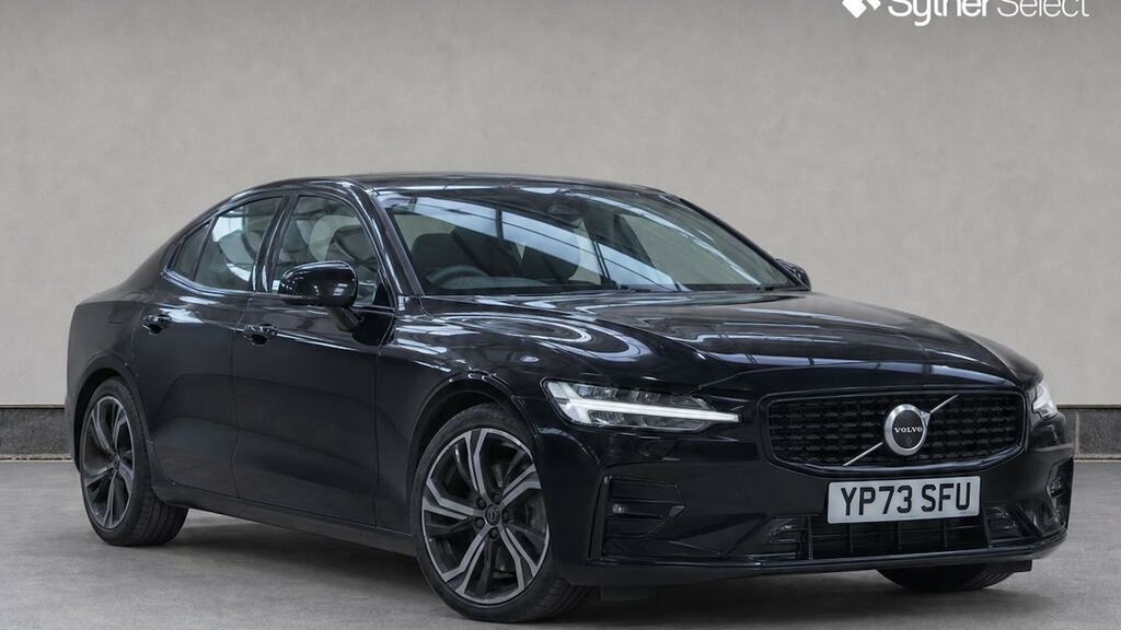 Volvo S60 2.0 B5p Ultimate Dark Awd Black