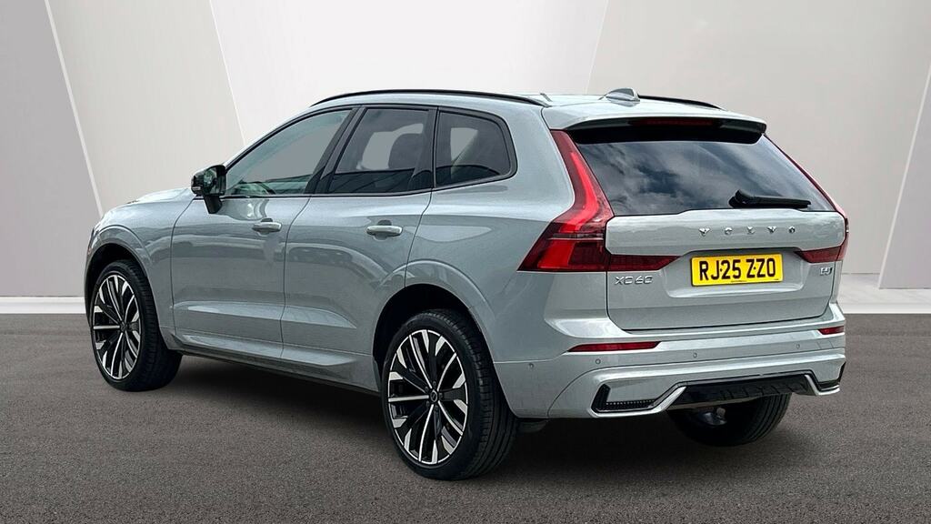 Volvo XC60 2.0 B5p Ultra Dark Awd Geartronic RJ25ZZO Grey #2
